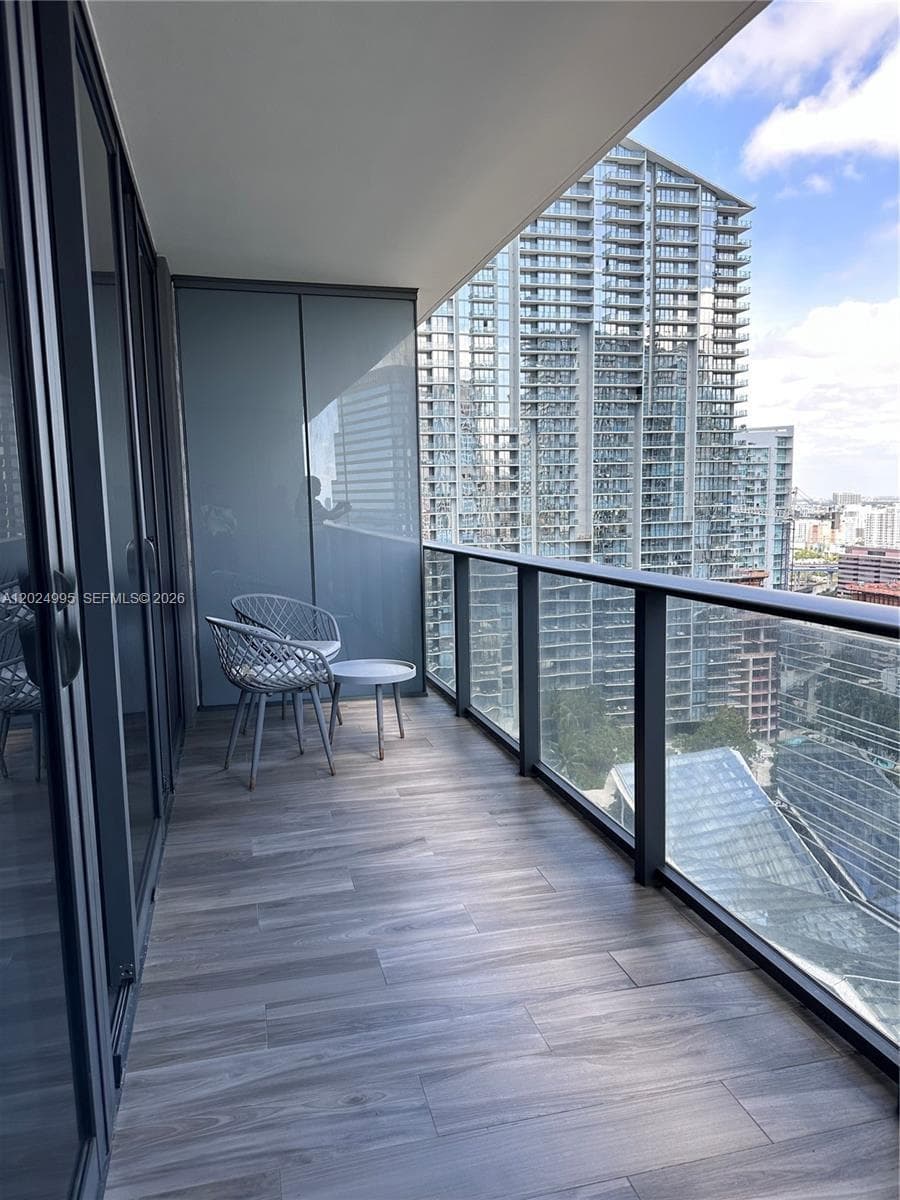 801 S Miami Ave # 2607, Miami FL 33130 — 10