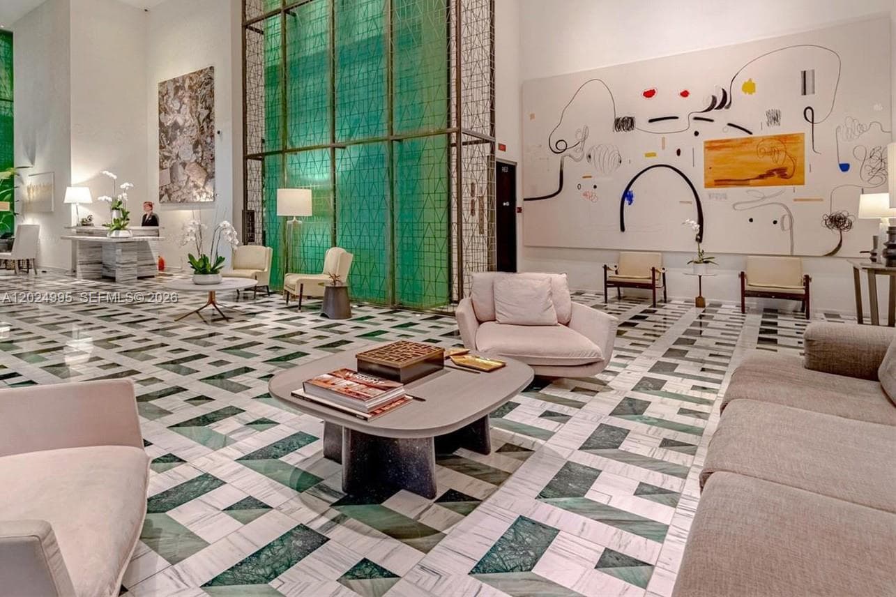801 S Miami Ave # 2607, Miami FL 33130 — 19