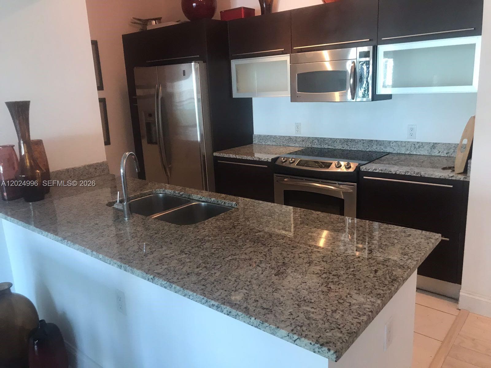 950 Brickell Bay Dr # 2000, Miami FL 33131 — 11