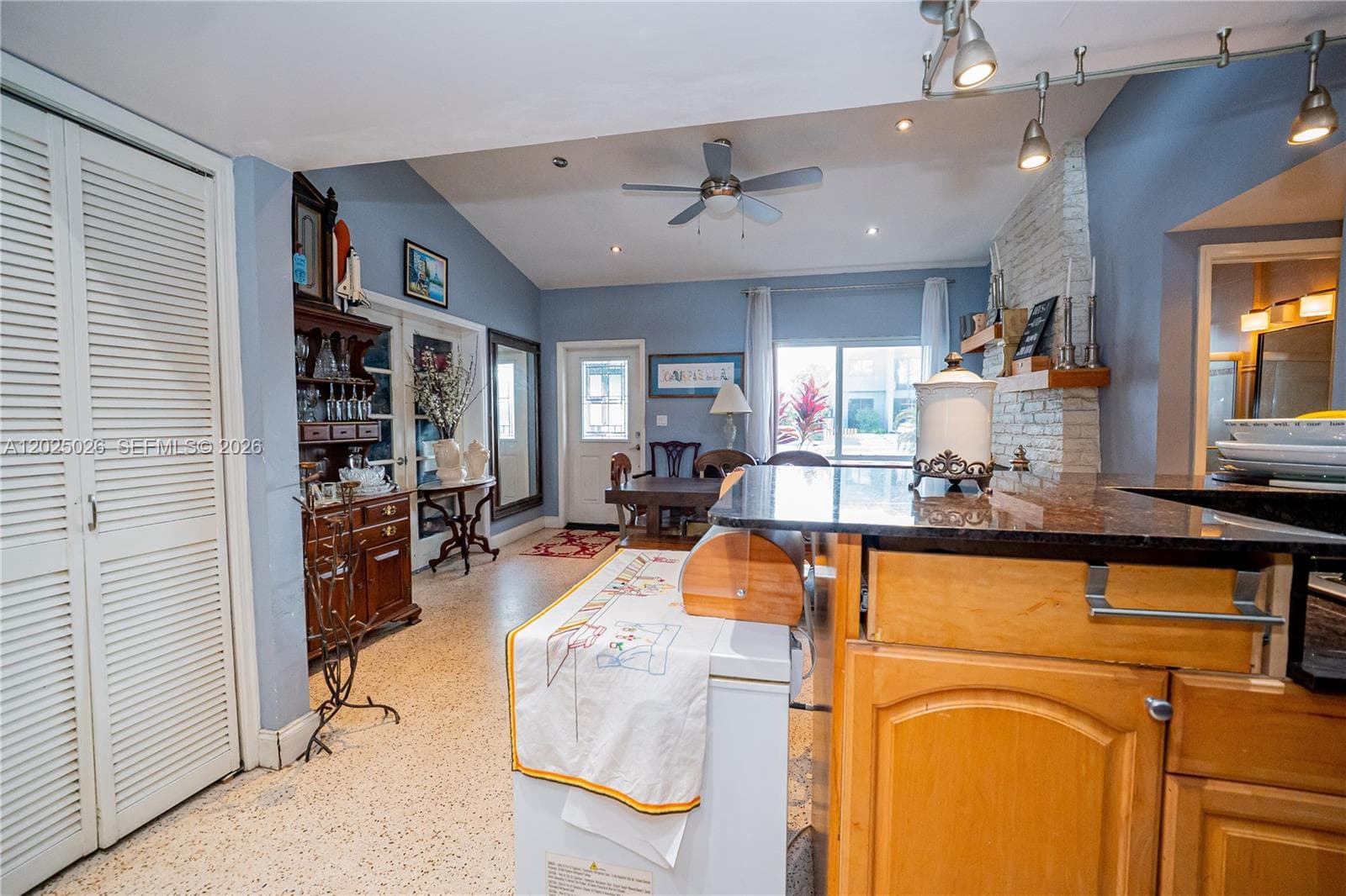 548 East Dr, Miami Springs FL 33166 — 34