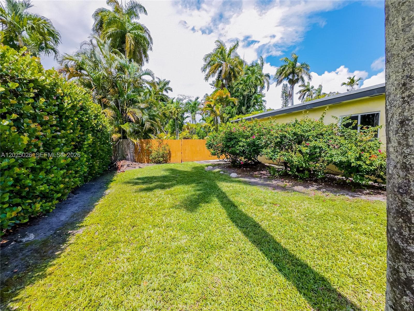 548 East Dr, Miami Springs FL 33166 — 14
