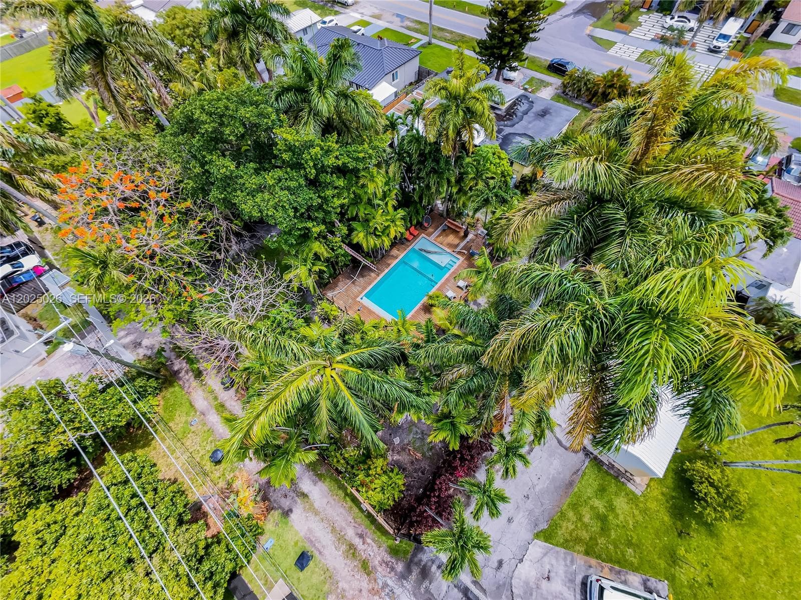 548 East Dr, Miami Springs FL 33166 — 18