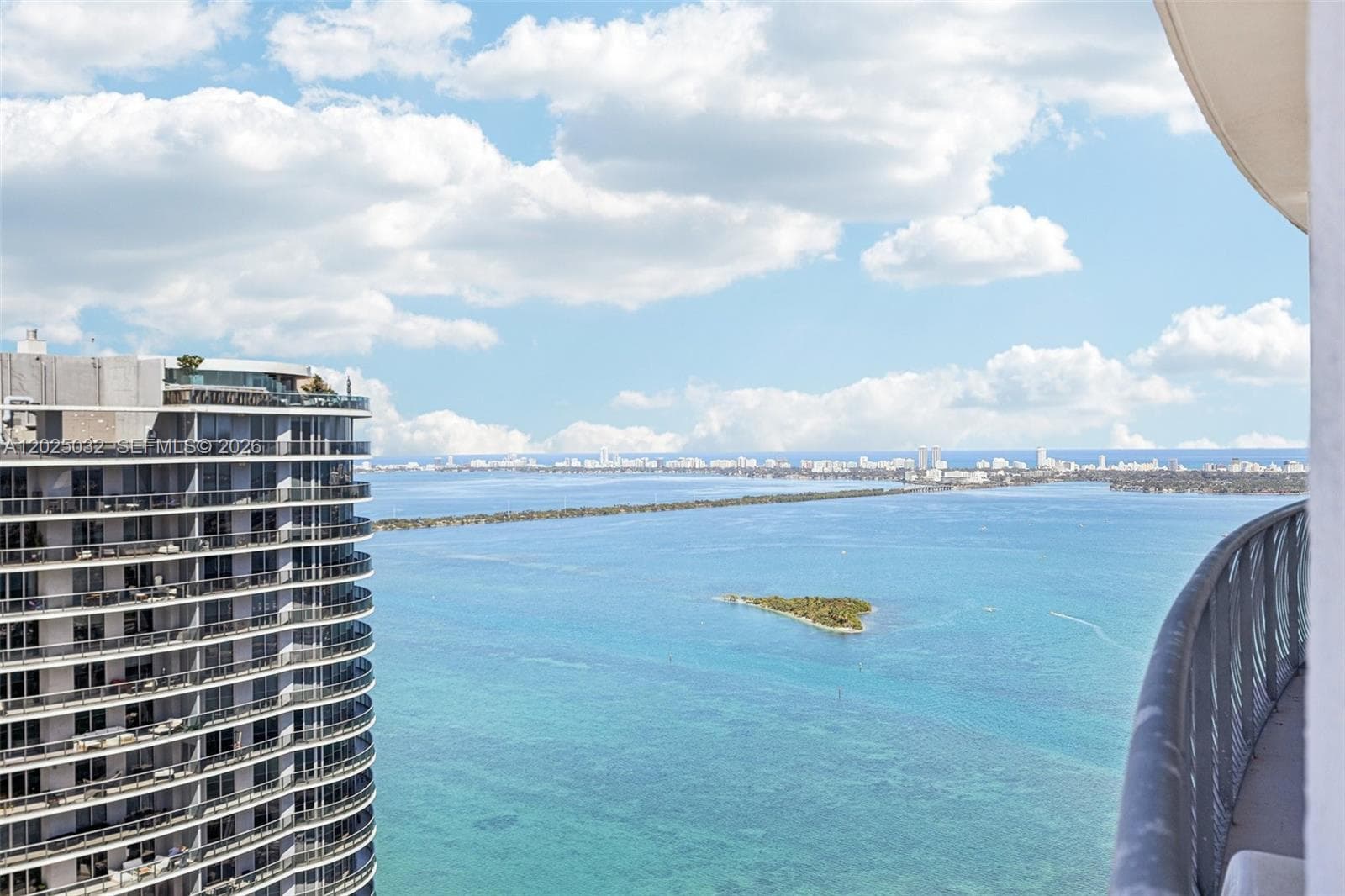 1750 N Bayshore Dr # 5611, Miami FL 33132 — 1
