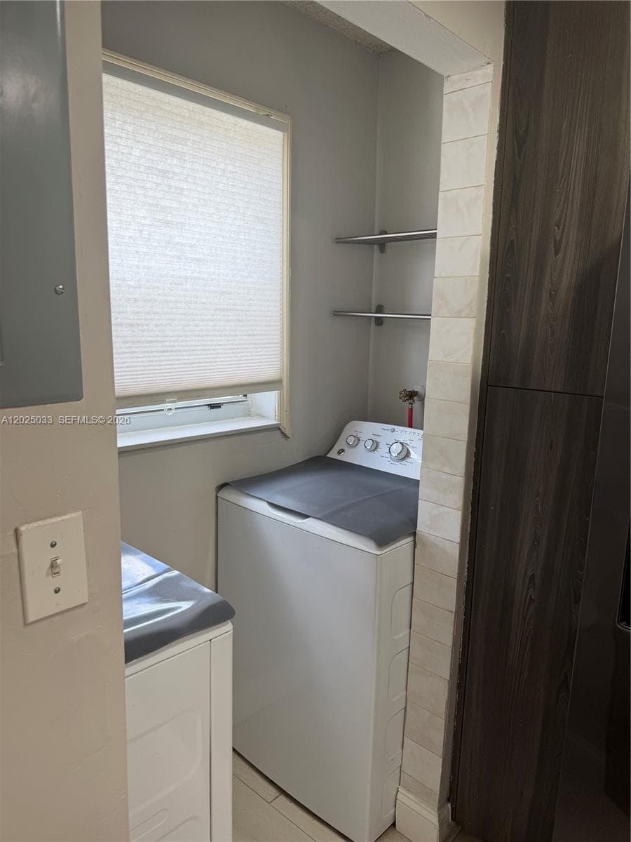 1705 W 57th St # 506, Hialeah FL 33012 — 7