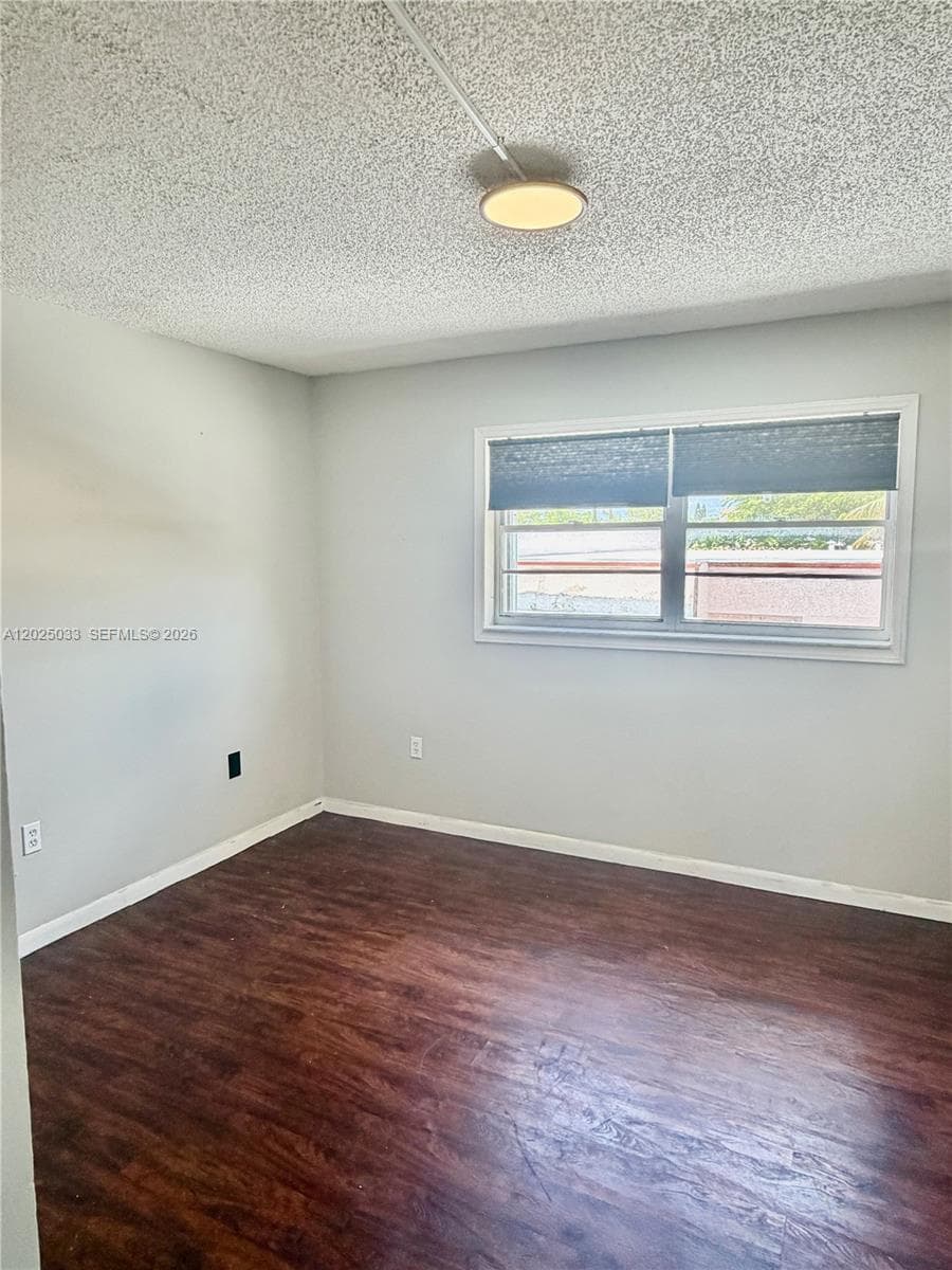 1705 W 57th St # 506, Hialeah FL 33012 — 34