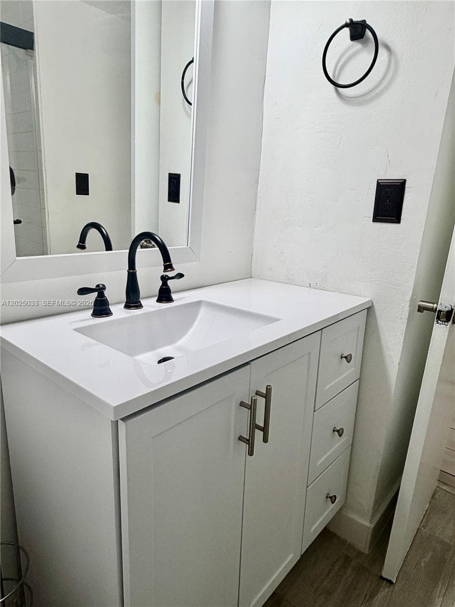 1705 W 57th St # 506, Hialeah FL 33012 — 38