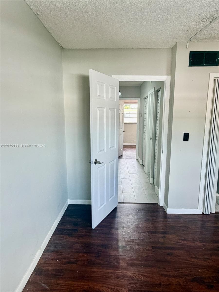 1705 W 57th St # 506, Hialeah FL 33012 — 33