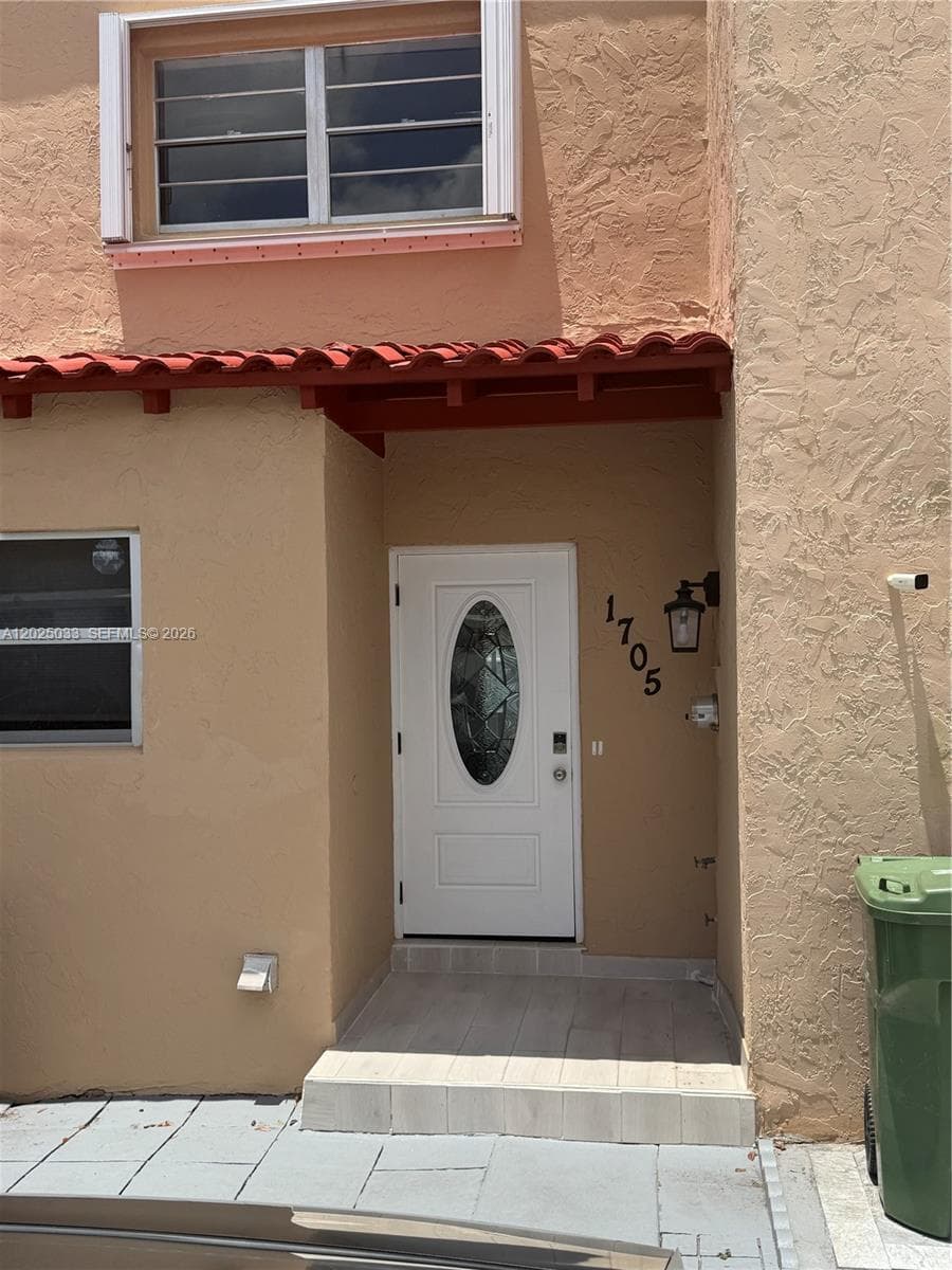 1705 W 57th St # 506, Hialeah FL 33012 — 4