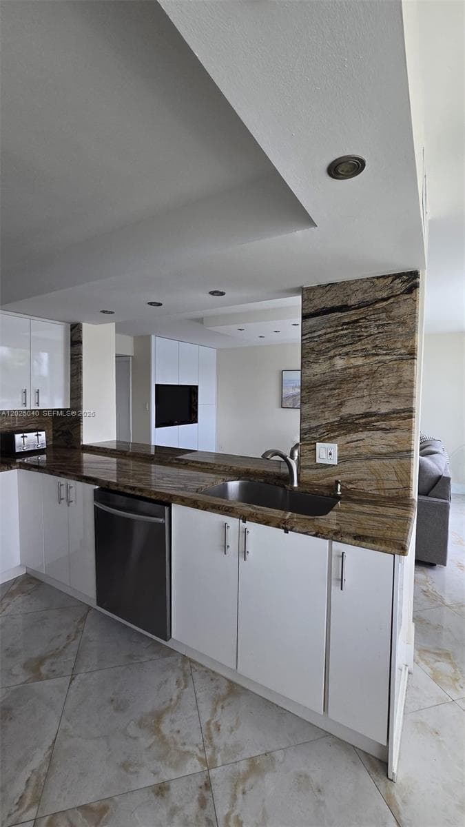16558 NE 26th Ave # 5D, North Miami Beach FL 33160 — 16