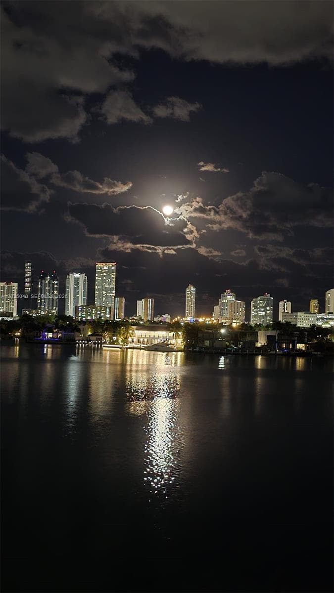 16558 NE 26th Ave # 5D, North Miami Beach FL 33160 — 30
