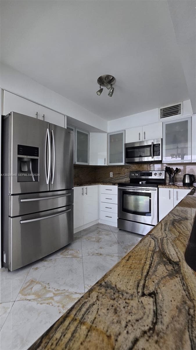 16558 NE 26th Ave # 5D, North Miami Beach FL 33160 — 15