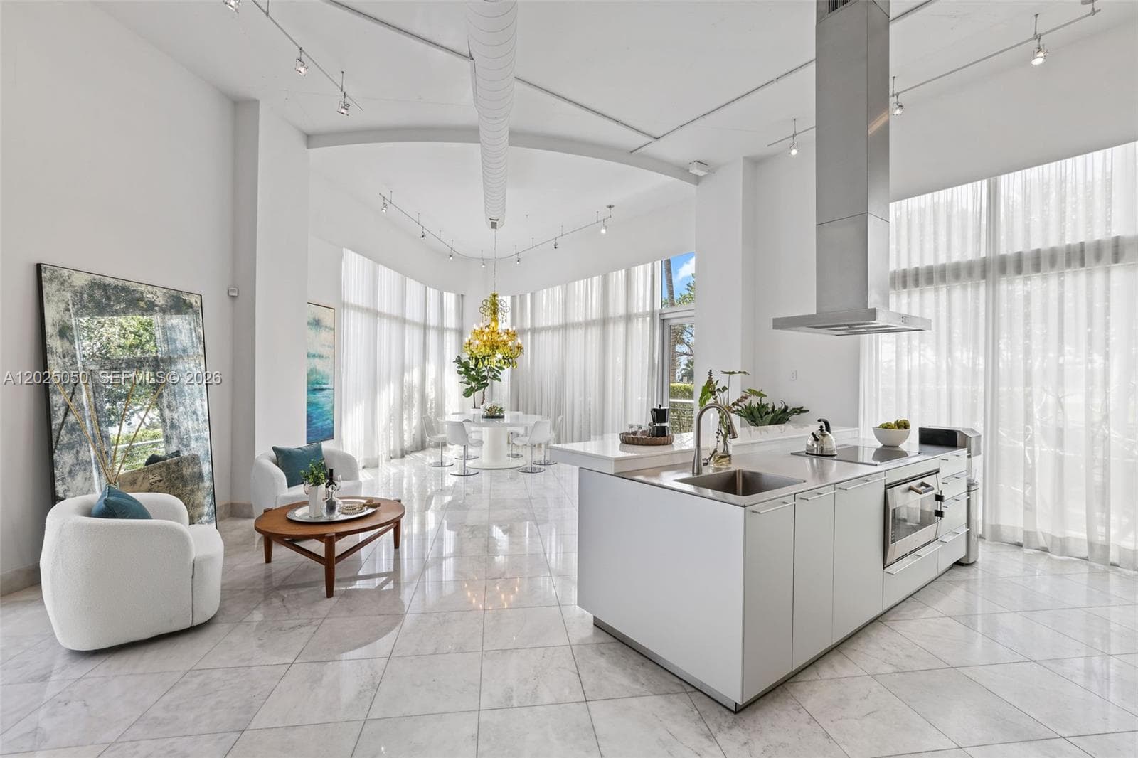2001 Meridian Ave # 101, Miami Beach FL 33139 — 2
