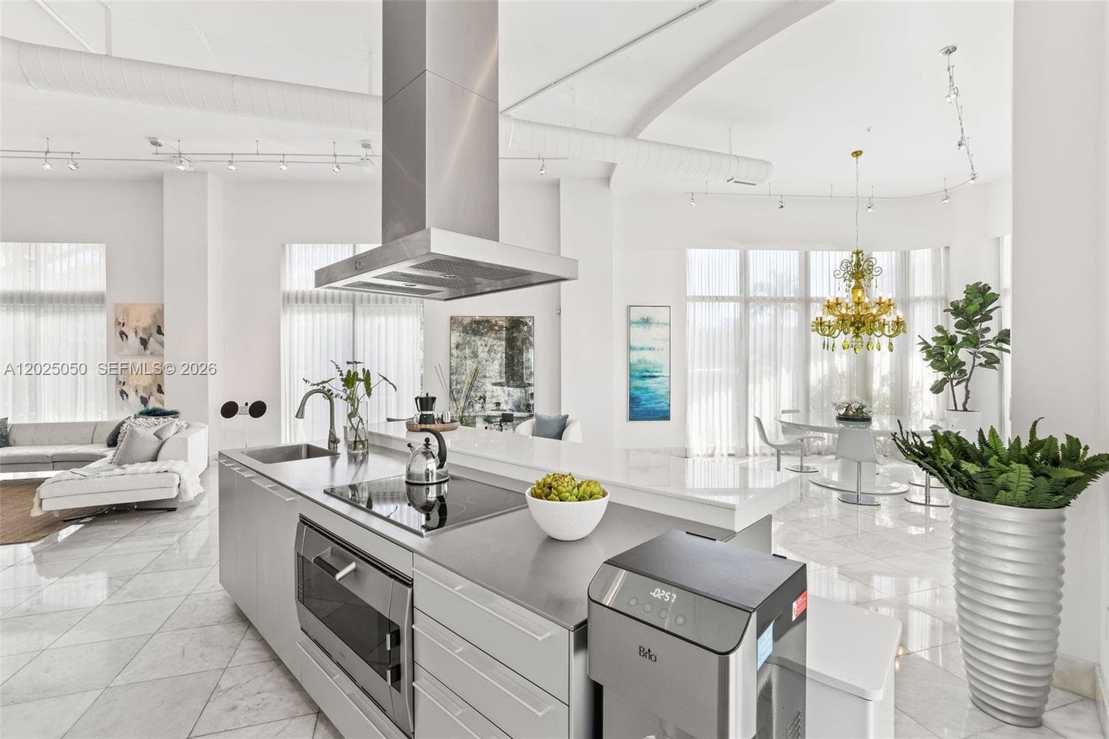 2001 Meridian Ave # 101, Miami Beach FL 33139 — 13