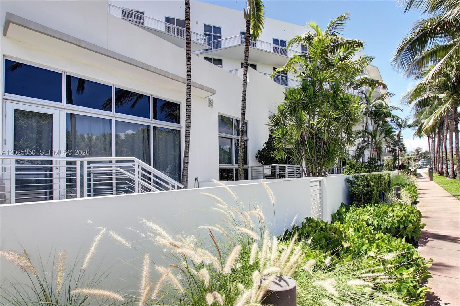 2001 Meridian Ave # 101, Miami Beach FL 33139 — 57