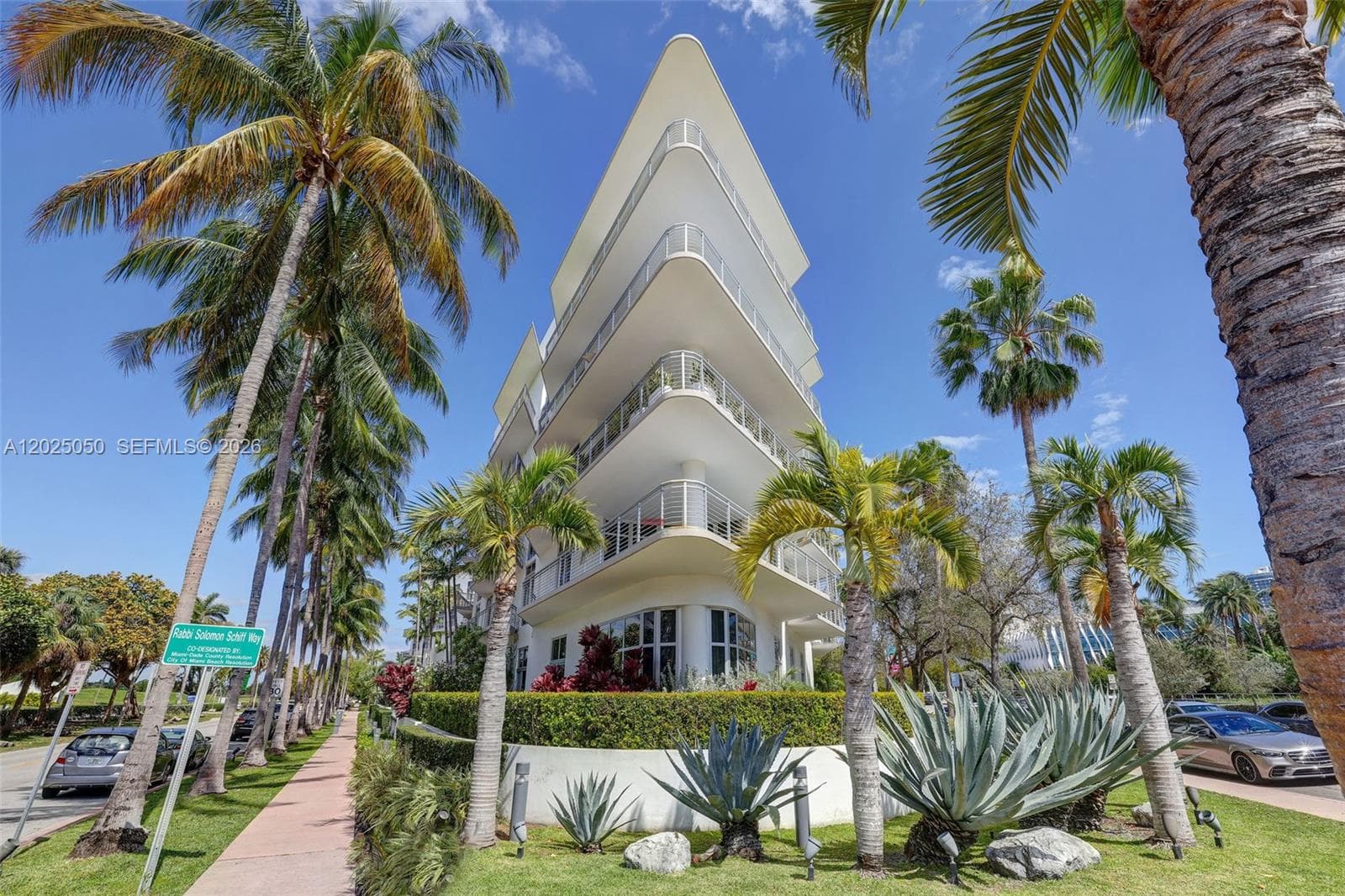 2001 Meridian Ave # 101, Miami Beach FL 33139 — 1