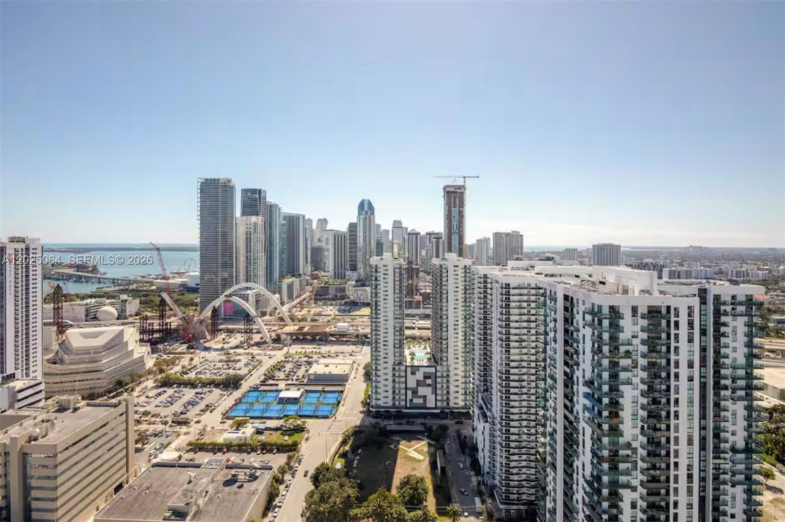 1600 NE 1 AVE # 3519, Miami FL 33132 — 23
