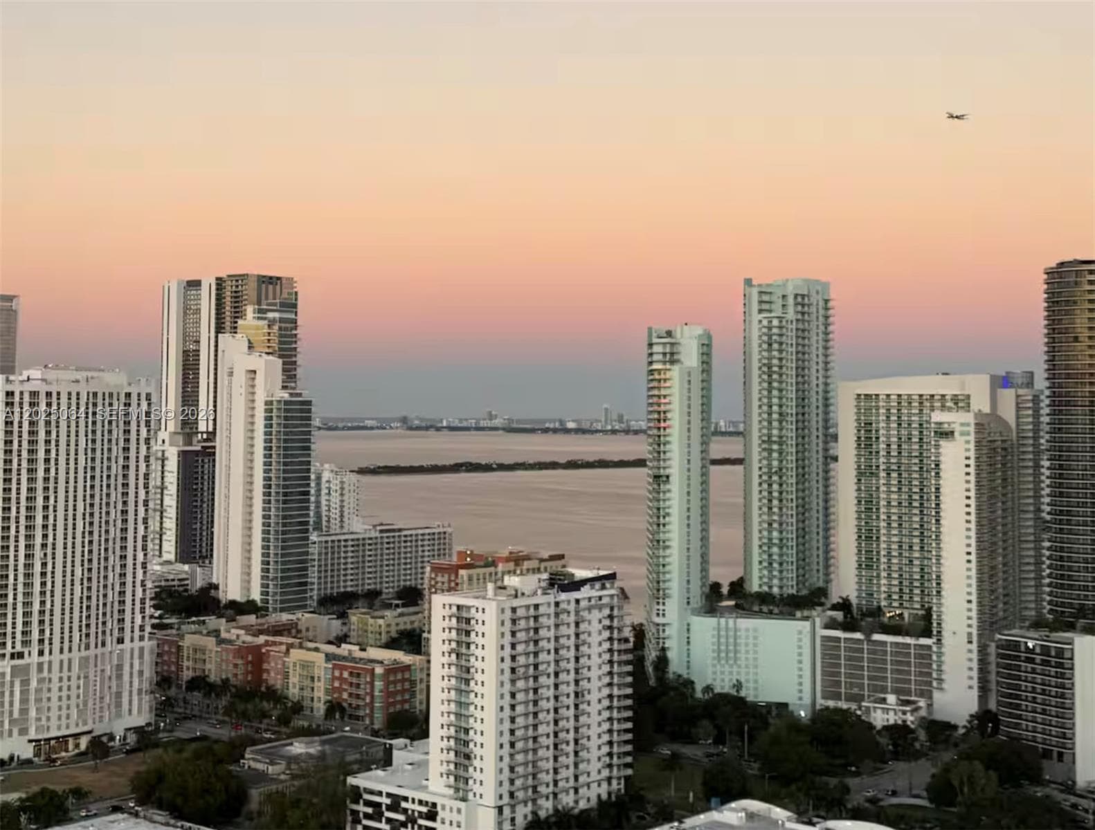 1600 NE 1 AVE # 3519, Miami FL 33132 — 1