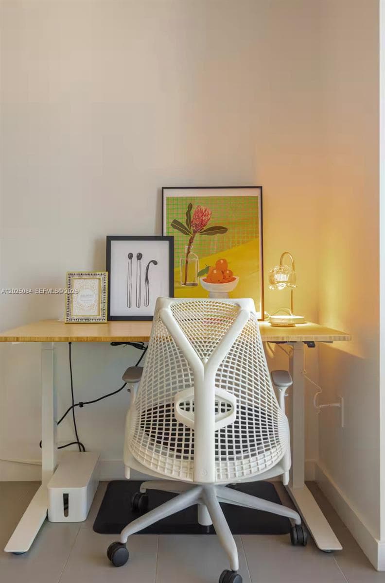 1600 NE 1 AVE # 3519, Miami FL 33132 — 18