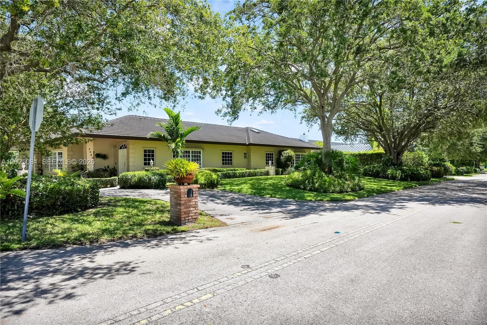 9861 SW 130th St, Miami FL 33176 — 2