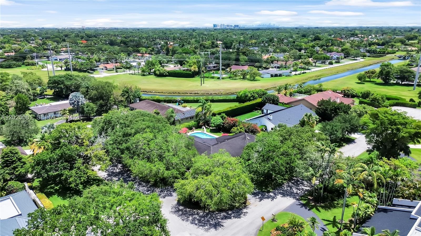 9861 SW 130th St, Miami FL 33176 — 76