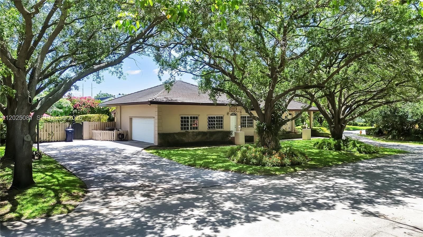 9861 SW 130th St, Miami FL 33176 — 61