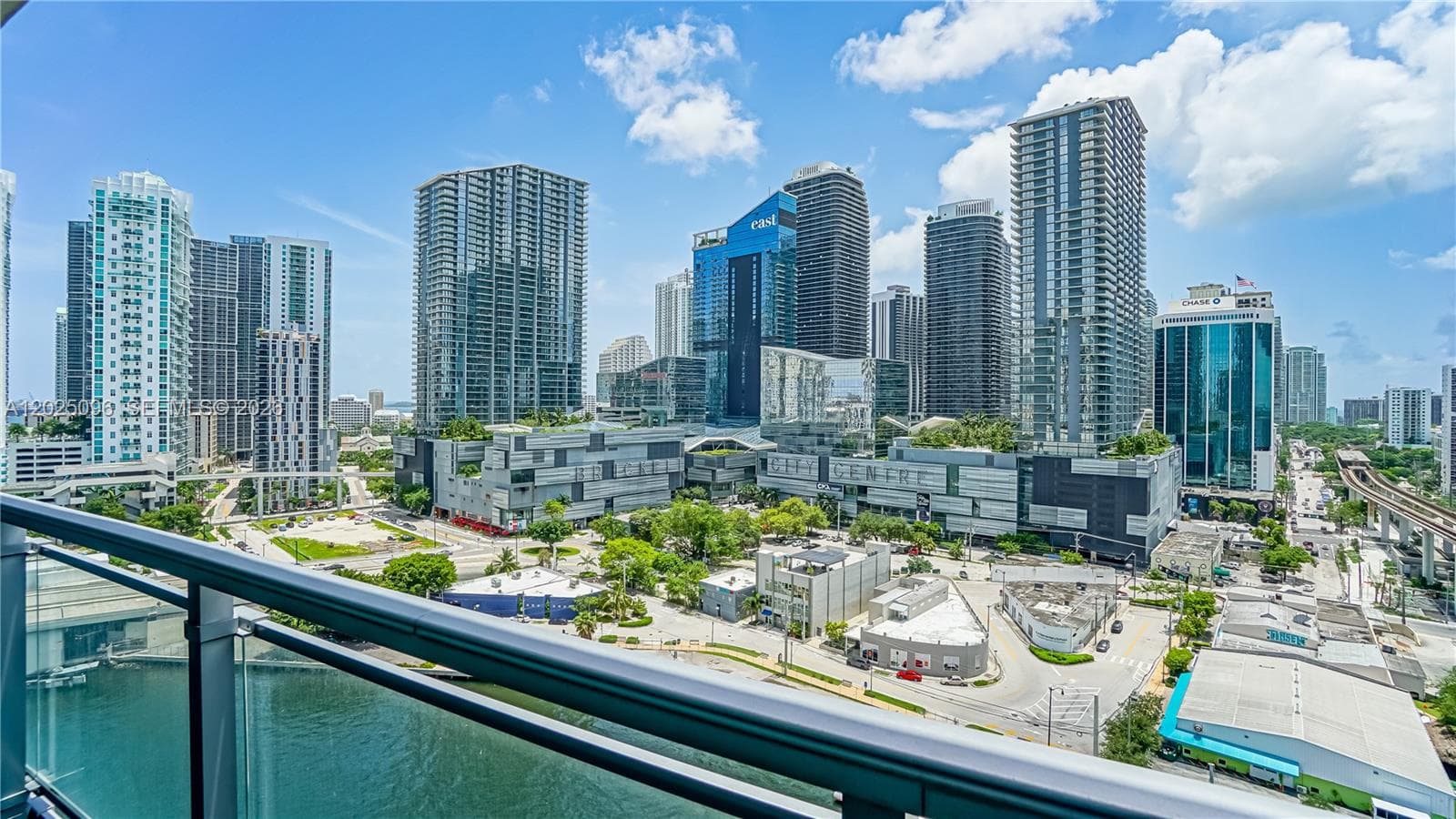 92 SW 3rd St # 1803, Miami FL 33130 — 1