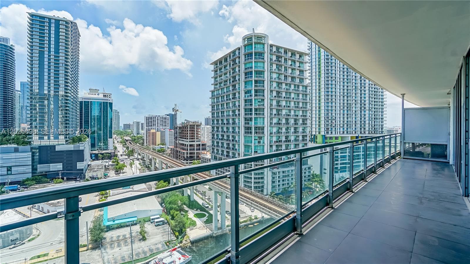 92 SW 3rd St # 1803, Miami FL 33130 — 18