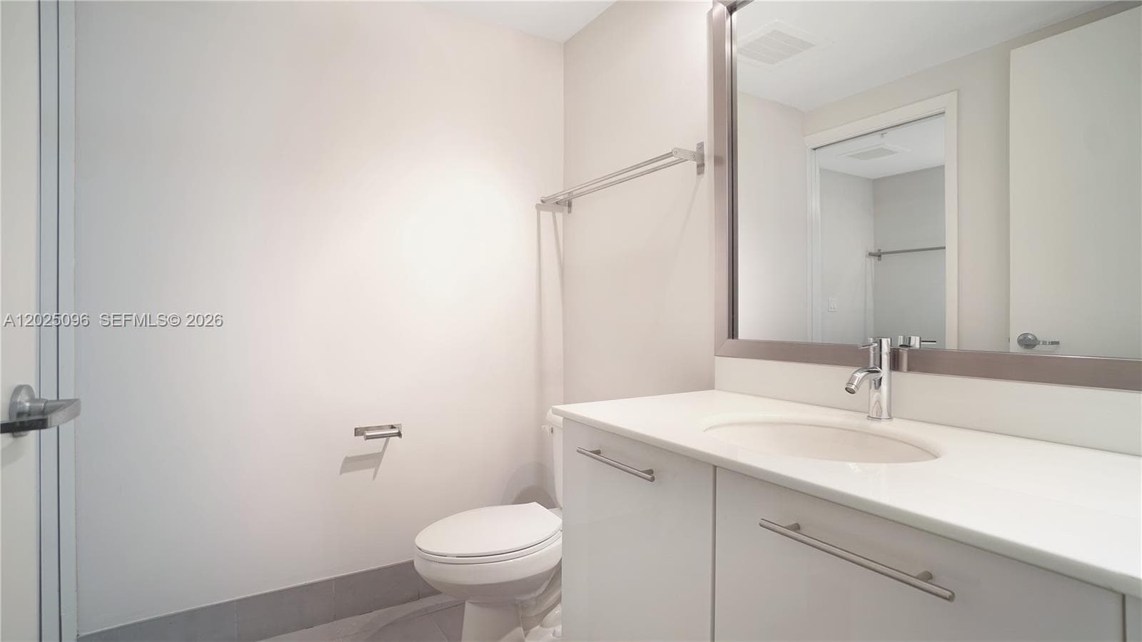 92 SW 3rd St # 1803, Miami FL 33130 — 15