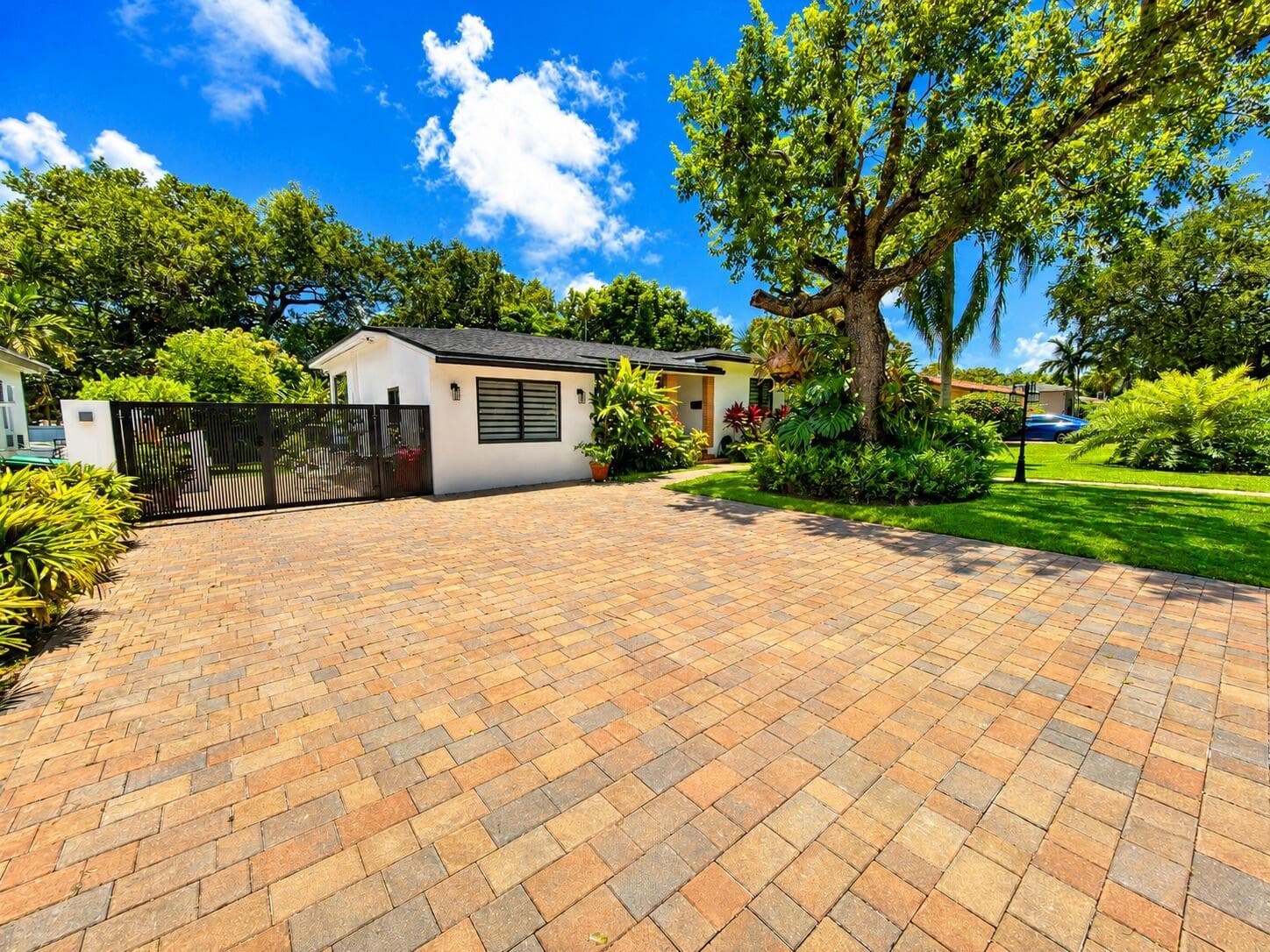 13231 NW 1st Avenue, Miami FL 33168 — 2