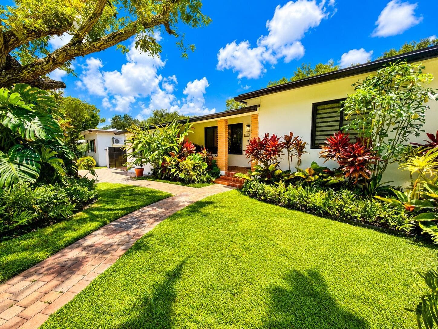 13231 NW 1st Avenue, Miami FL 33168 — 1