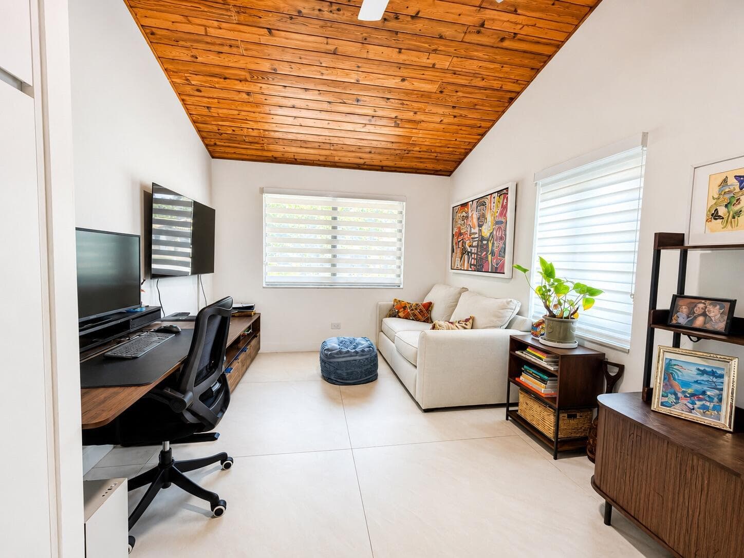13231 NW 1st Avenue, Miami FL 33168 — 14