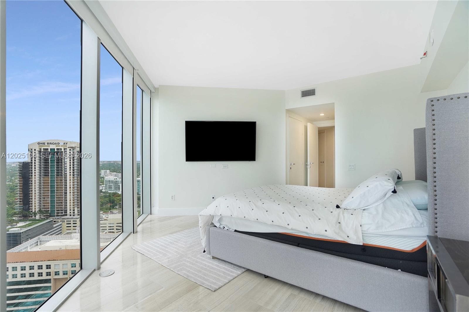 1300 Brickell Bay Dr # 3402, Miami FL 33131 — 10