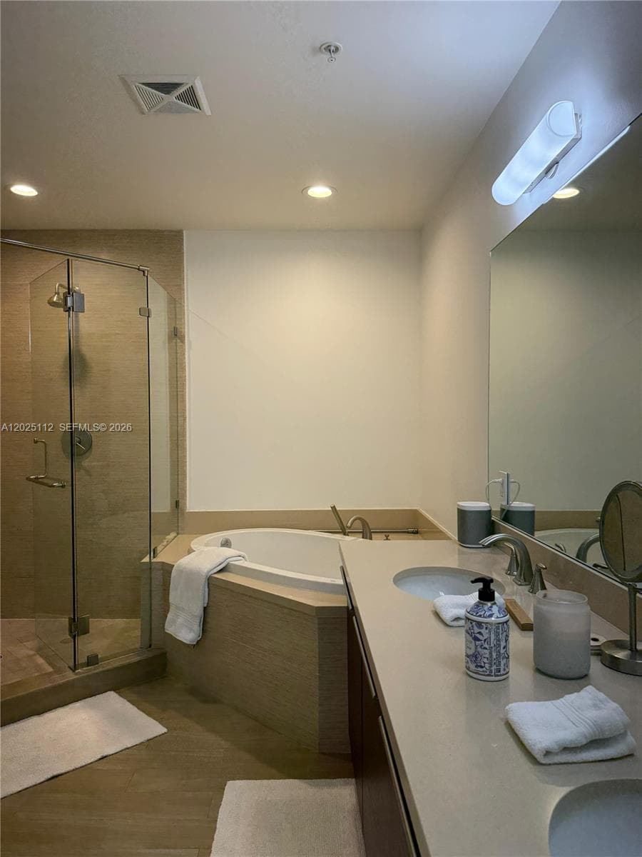 7928 East Dr # 904, North Bay Village FL 33141 — 28
