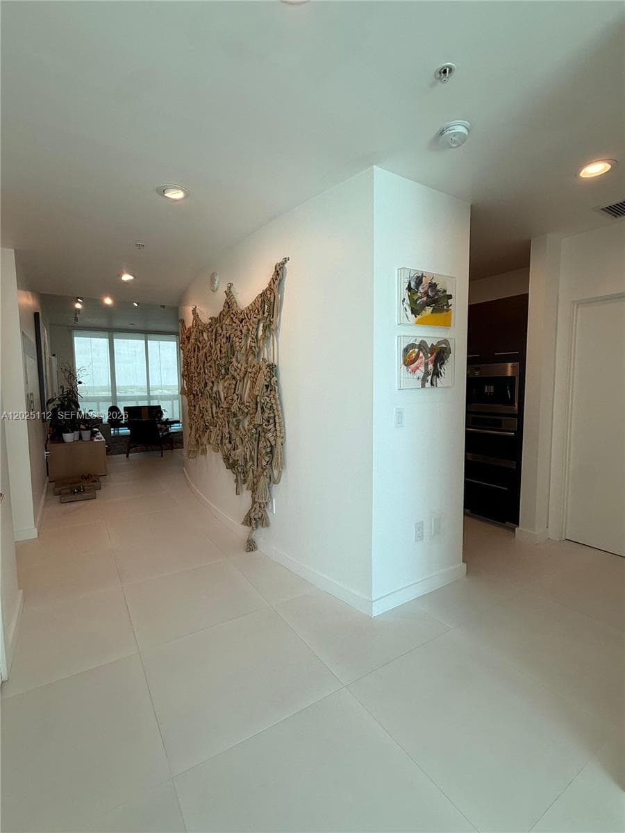7928 East Dr # 904, North Bay Village FL 33141 — 9