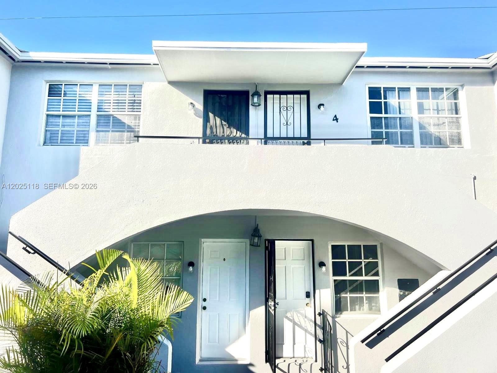 2371 SW 27th St, Miami FL 33133 — 2