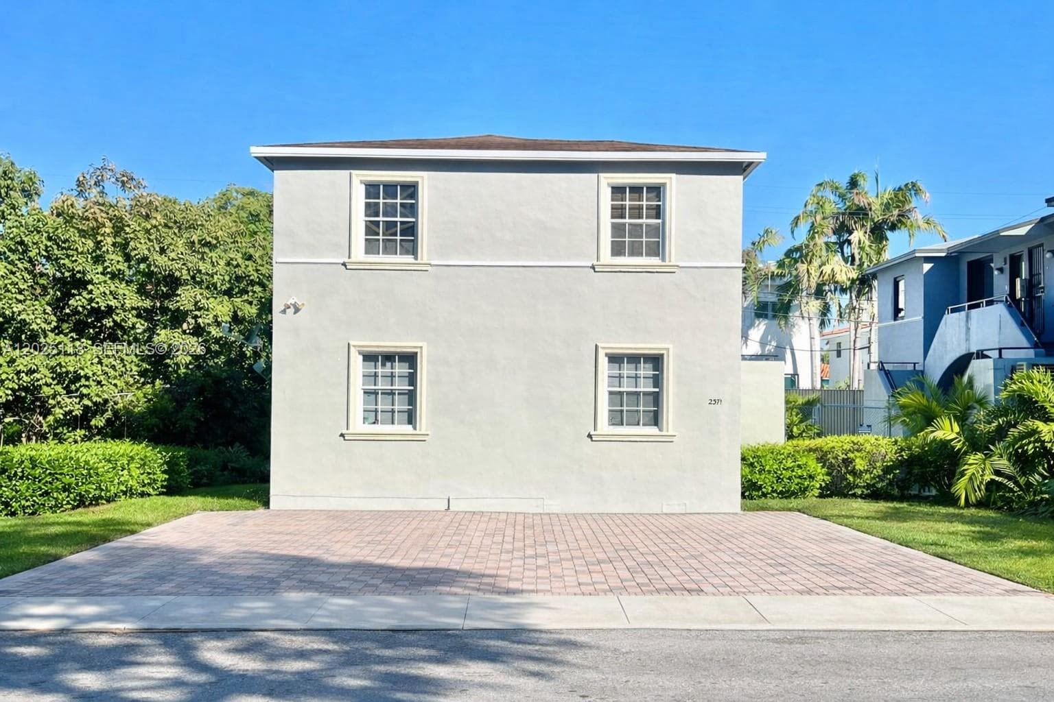 2371 SW 27th St, Miami FL 33133 — 5