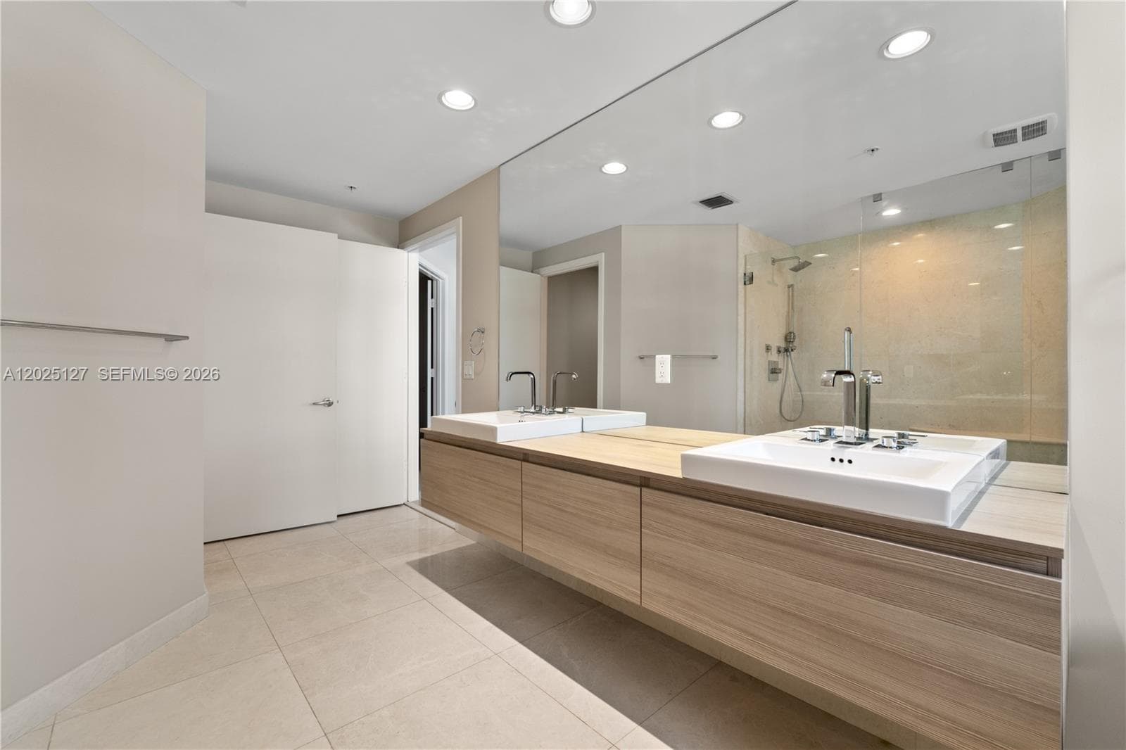 17301 Biscayne Blvd # 603, North Miami Beach FL 33160 — 30