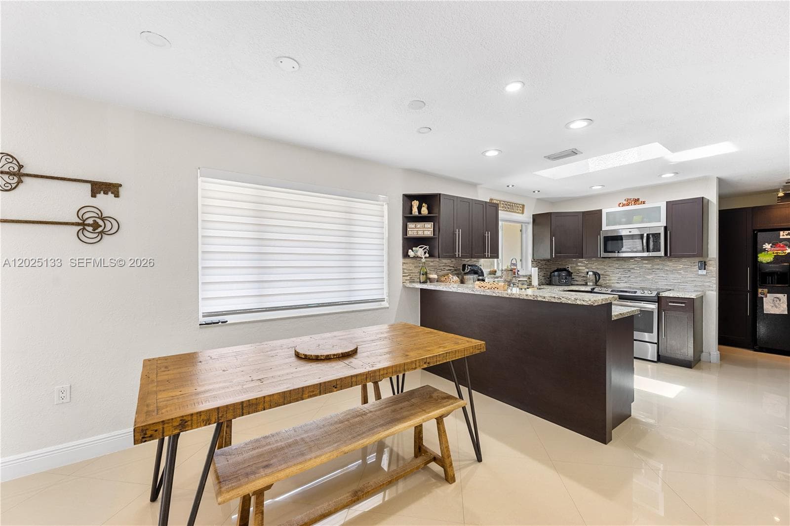 16820 NW 74th Ave, Hialeah FL 33015 — 12