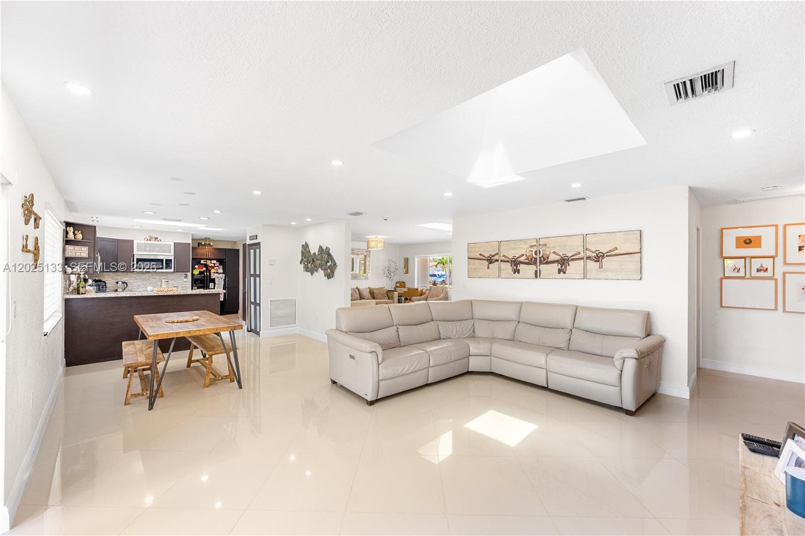 16820 NW 74th Ave, Hialeah FL 33015 — 9