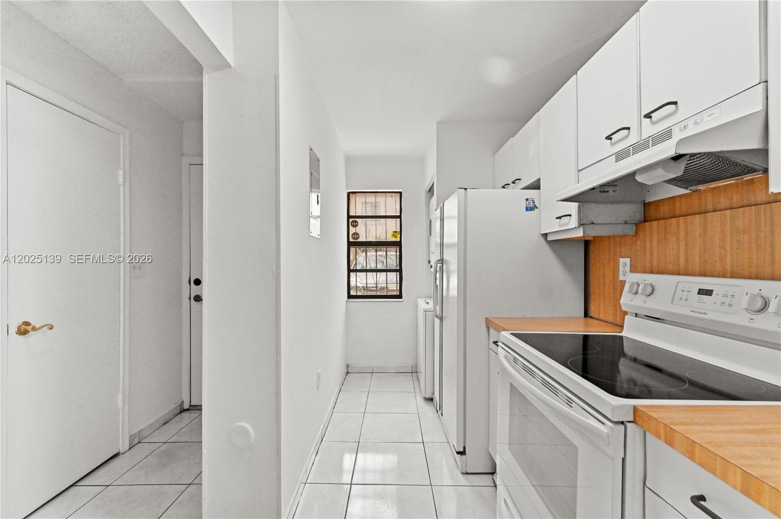 2433 W 52nd Pl # 1, Hialeah FL 33016 — 16