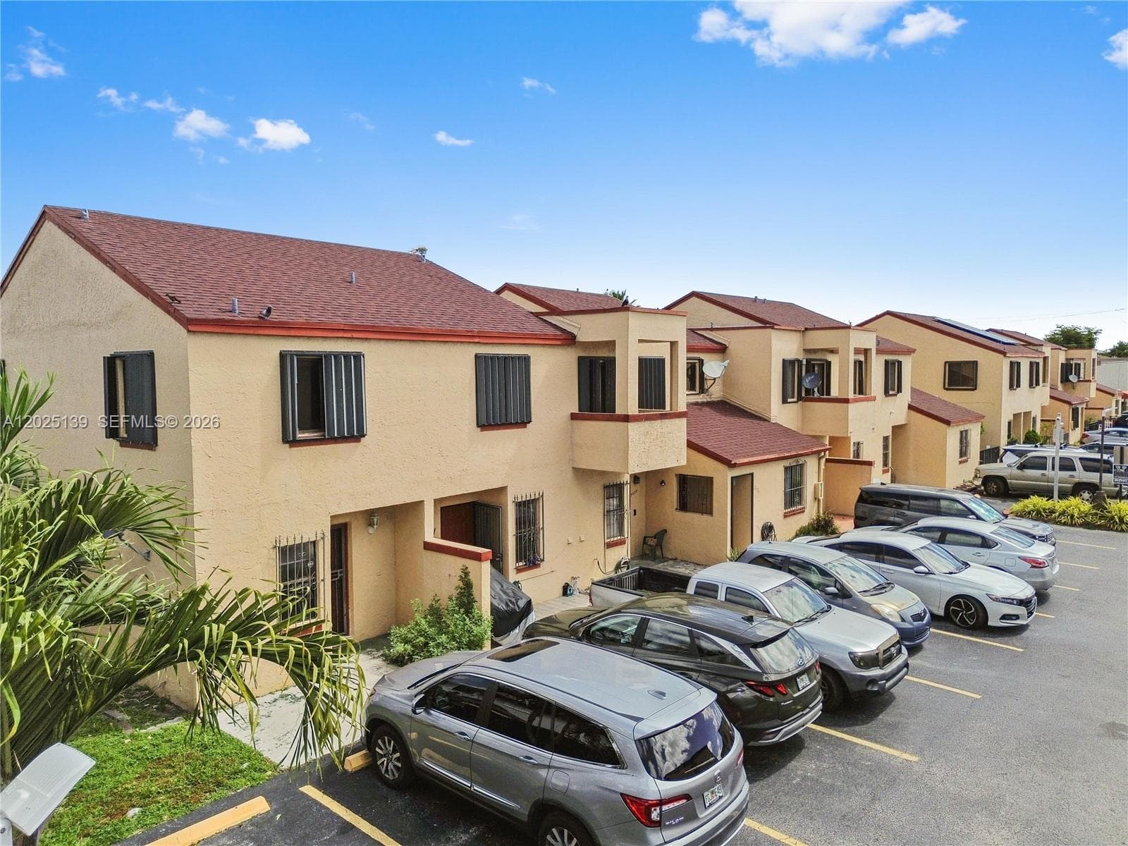 2433 W 52nd Pl # 1, Hialeah FL 33016 — 28