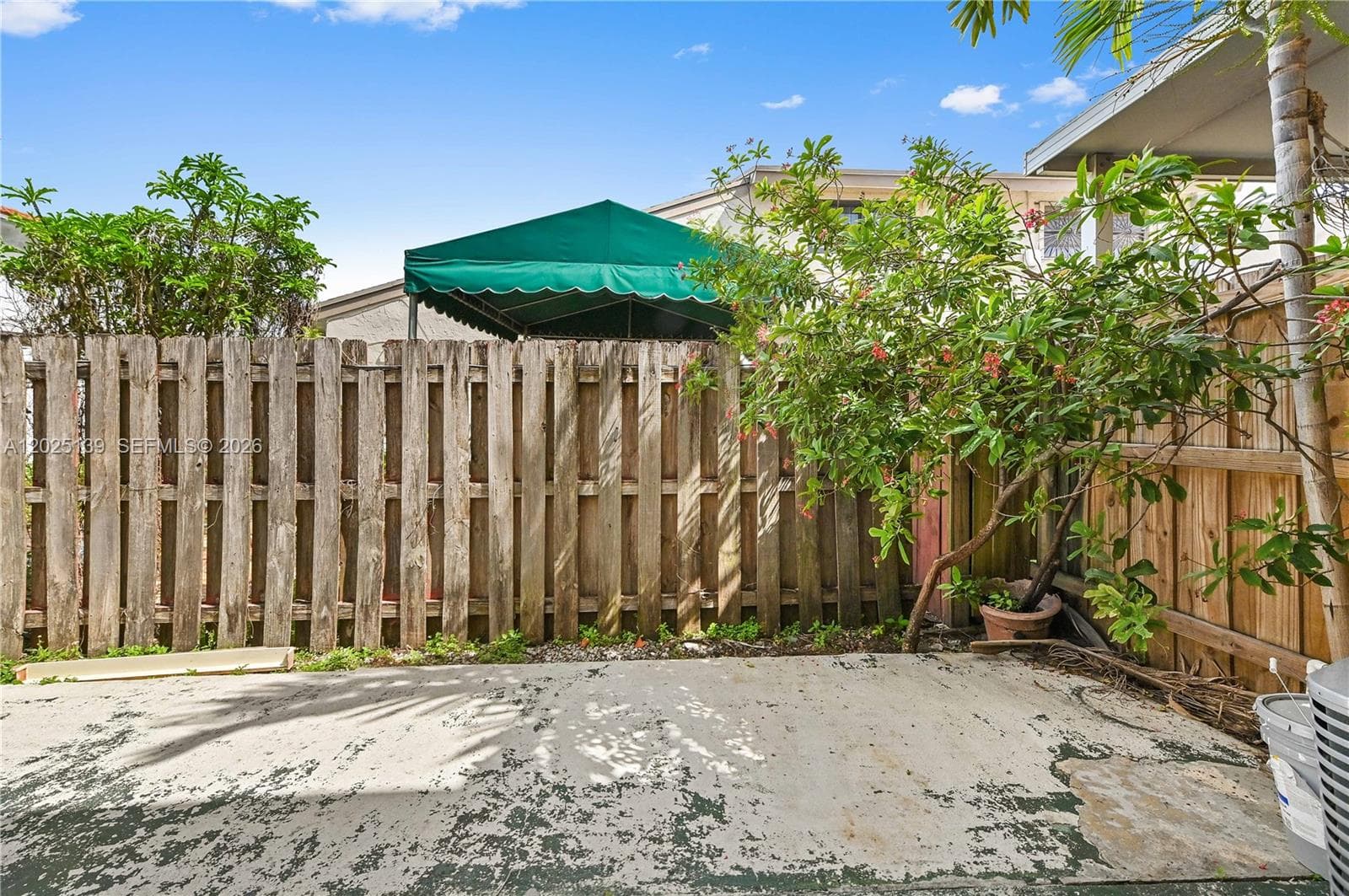 2433 W 52nd Pl # 1, Hialeah FL 33016 — 24