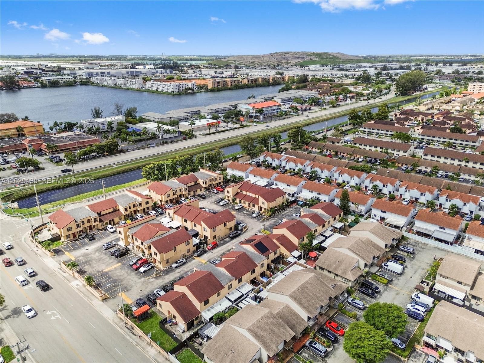 2433 W 52nd Pl # 1, Hialeah FL 33016 — 37