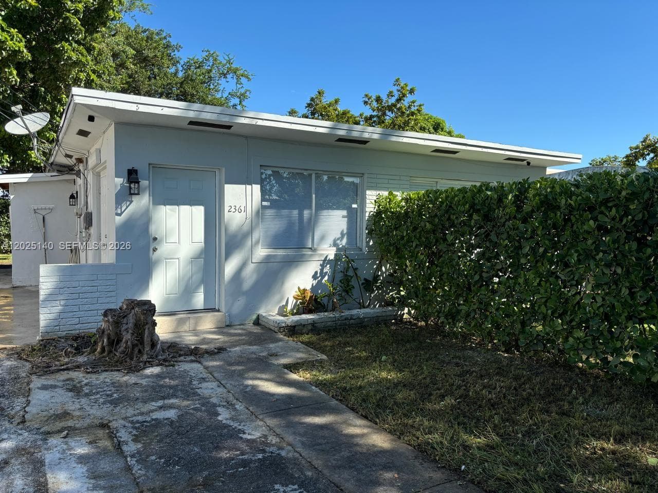 2359 NW 32nd St, Miami FL 33142 — 2