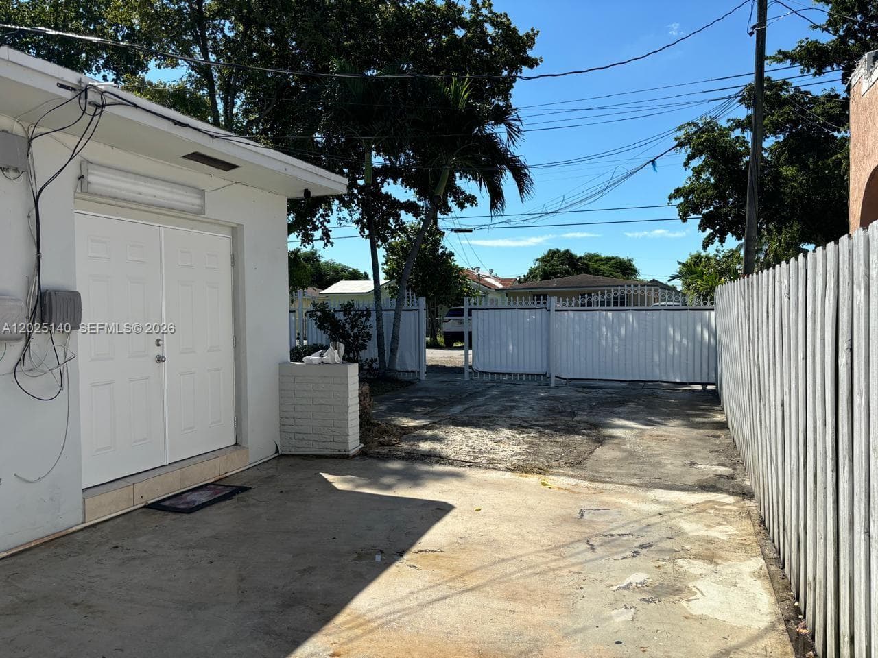 2359 NW 32nd St, Miami FL 33142 — 9