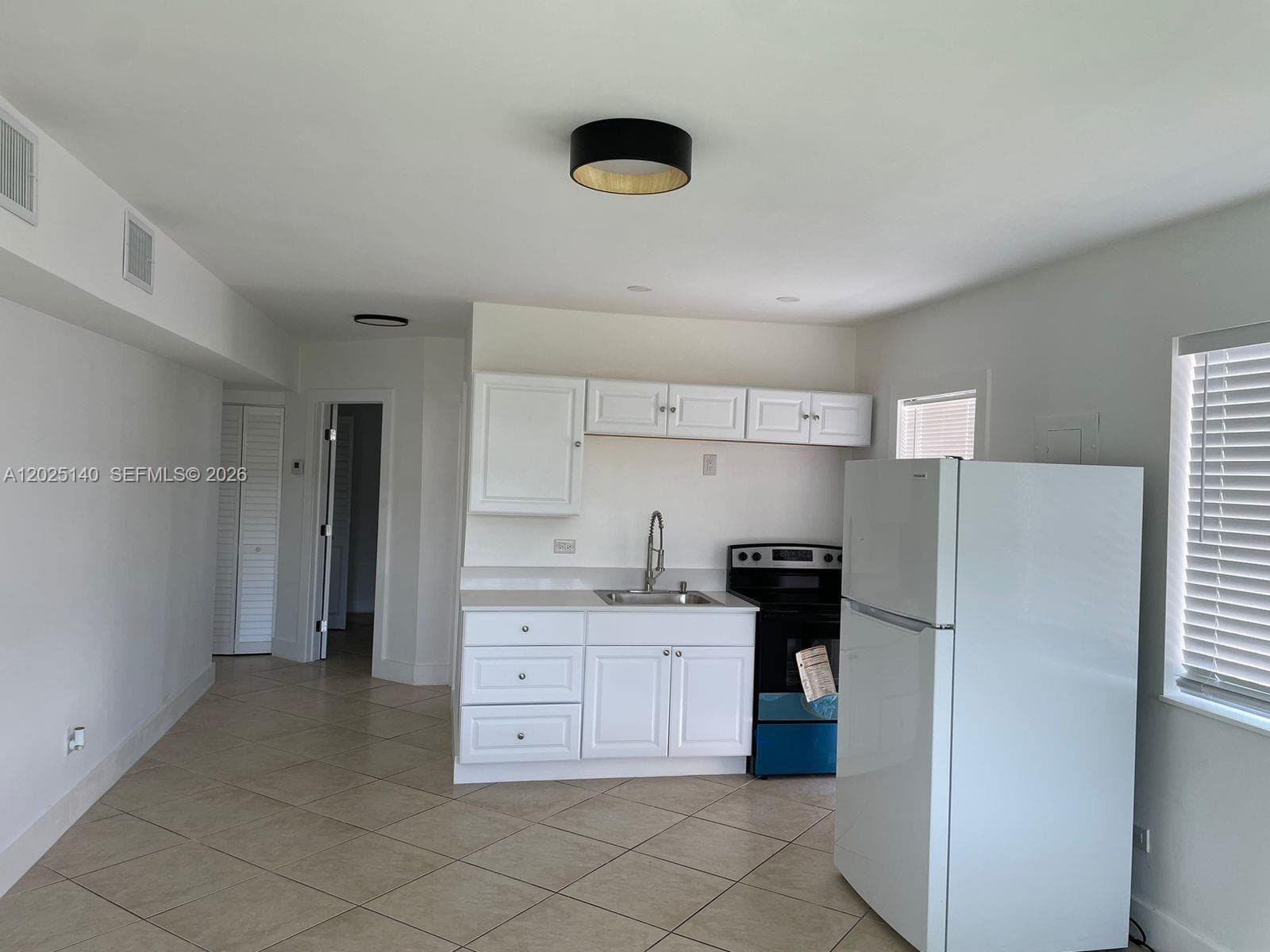 2359 NW 32nd St, Miami FL 33142 — 14