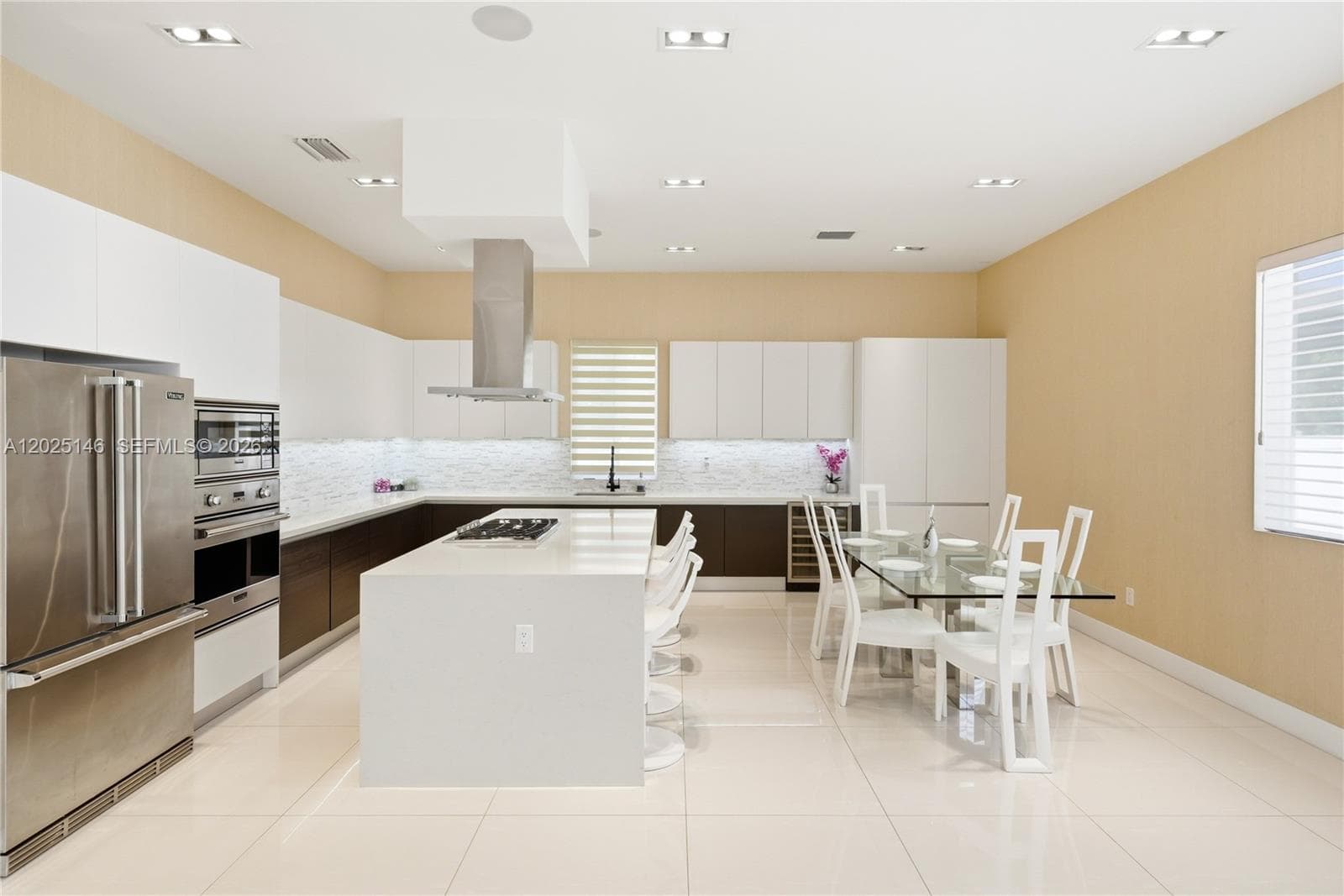 7525 NW 103rd Pl, Doral FL 33178 — 17