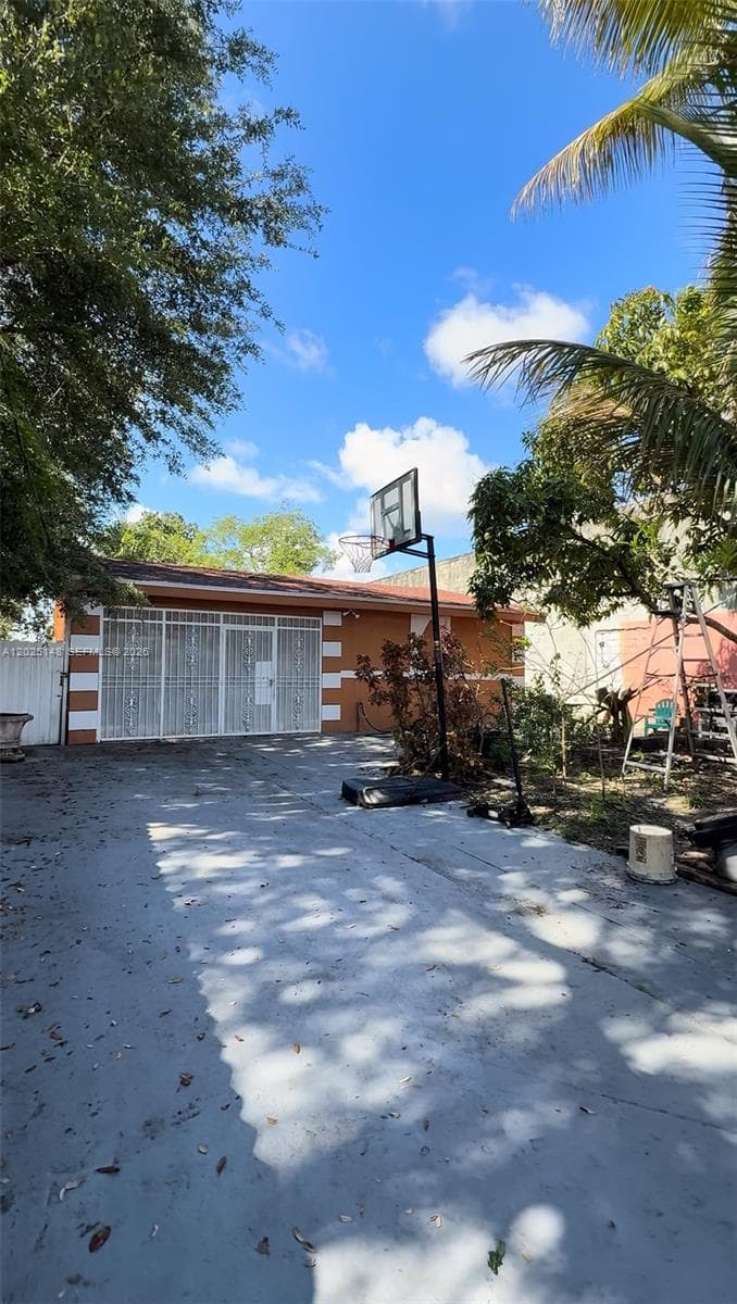 110 NW 52nd St, Miami FL 33127 — 2