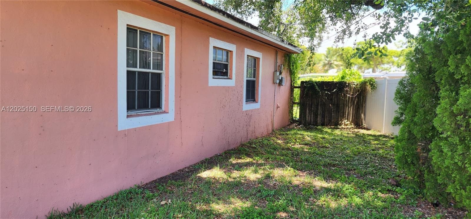 901 NE 160th Ter, North Miami Beach FL 33162 — 12