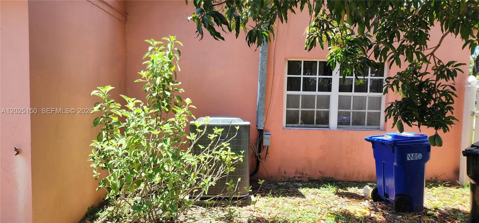 901 NE 160th Ter, North Miami Beach FL 33162 — 15